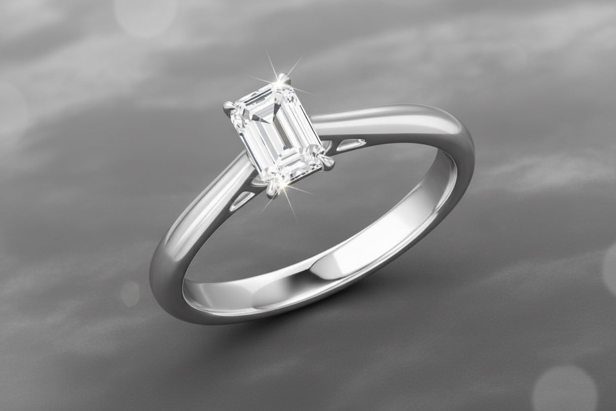 10Kt Classic Emerald Ring